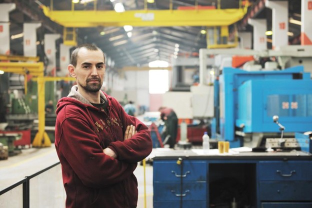 How Manufacturing Partnerships Keep Supply Chains Moving Safely